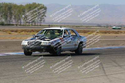 media/Oct-01-2022-24 Hours of Lemons (Sat) [[0fb1f7cfb1]]/10am (Front Straight)/